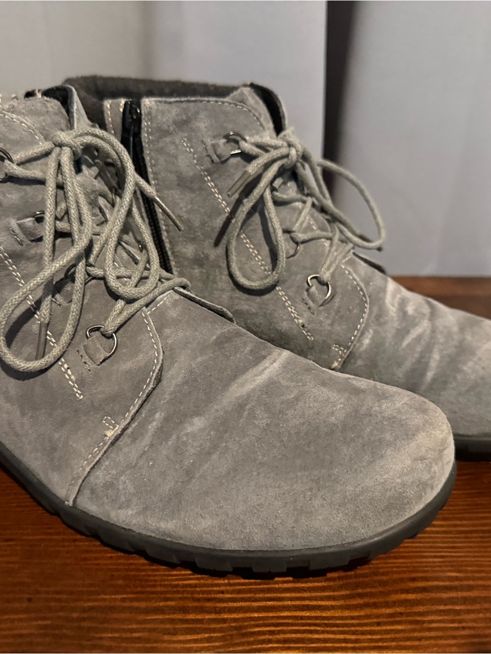 Propet Women's Grey Suede Lace-Up Ankle Boots